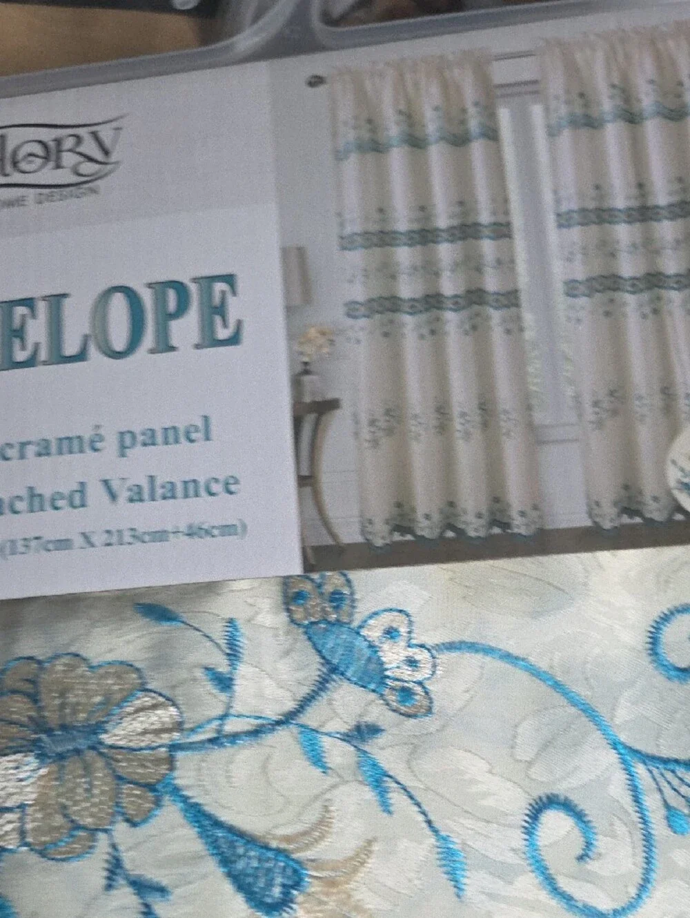 GLO jeans decorative cream